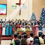 Ban hát Giáo phẩm tôn vinh Chúa