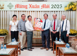 Đoàn Sở Nội Vụ Tỉnh Vĩnh Long Thăm và Chúc Tết Tổng Liên Hội