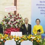 12. Ban Đại diện và ban Nữ giới Tin Lành Tp. Đà Nẵng chúc mừng