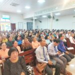 Quang cảnh Bên trong phòng nhóm chính