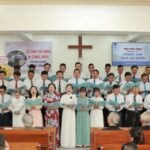 10. Ban hát Cựu HV T5 tôn vinh Chúa