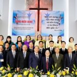 (14)) Hình lưu niệm Ms diễn giả, Giáo phẩm, Chaaos sự TP Huế