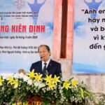 (4) Ms Phan Vĩnh Cự, Phó Hội Trưởng I – giảng Lời Chúa