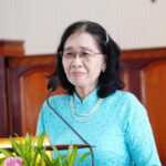 7.Bà MS Lê Duy Linh phụ trách đố Kinh Thánh chương trình buổi sáng