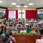 Ban hát 4 gồm HT. Tiên Thuỷ, Tam Hiệp, Cồn Cát, Chợ Lách tôn vinh Chúa. TC.660 ‘Giê-xu Cứu’