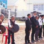 Đoàn cồng chiêng chào mừng quan khách