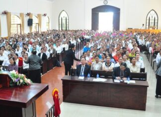 Đắk Lắk: Bồi Linh Phụ Nữ “Mắt Tôi Đã Thấy Chúa”