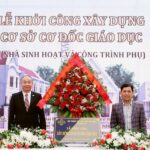 13. Ban dân tộc – tôn giáo chúc mừng