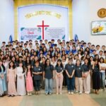 14. Chụp hình lưu niệm