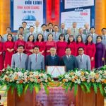 Chụp hình lưu niệm sau chương trình