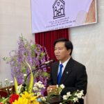 MS Phạm Hoài Đức – Trưởng Ban Đại diện, cầu nguyện khai lễ và chào mừng.