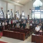 quang canh buoi khai mac