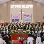 Ban hat thanh trang chi hoi