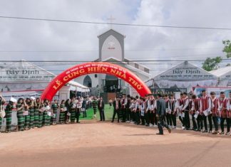 Bình Phước: Lễ Cung hiến Nhà thờ Tin Lành Bù Tôl
