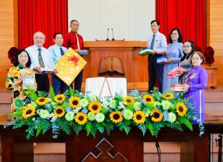 Sống Đắc Thắng – Họp bạn Cao niên tại Nhà thờ Thông Tây Hội