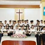 Ban hát Khóa Sinh Tốt Nghiệp tôn vinh Chúa Thánh ca 716 “Vâng Theo Chúa”