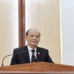 MS Trần Đình giảng Lời Chúa trong lễ khai giảng TKCB