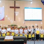 Phát thưởng cho 12 khóa sinh có thành tích cao
