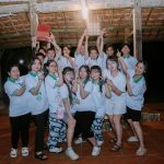 11. Trao thưởng các tiết mục văn nghệ lửa trại