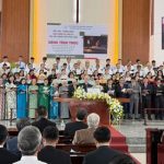 4. Giáo phẩm, chấp sự khu vực Vĩnh Long tôn vinh Chúa