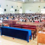 Quanh cảnh chương trình