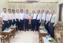 Bí thư Thành ủy Tp. HCM đến thăm Thường trực Tổng Liên Hội HTTLVN