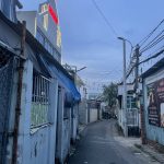Nhà thờ trong hẻm nhỏ