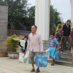 13Bên cạnh đó là niềm vui của Đb đang sinh sống tại các khu vực ngập lụt nặng khi được nhận tương trợ