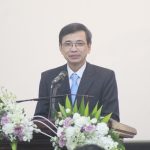 3. Mục sư Đinh Thi giảng lời Chúa
