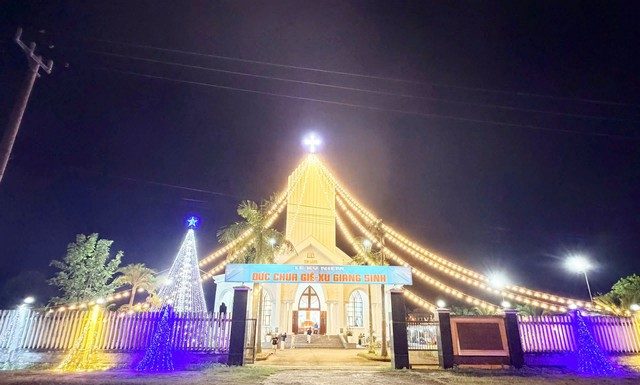 Tin Vui Mùa Giáng Sinh