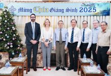 Tổng Lãnh sự quán Hoa Kỳ Thăm và Chúc mừng Giáng sinh Tổng Liên Hội