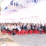 quang cảnh bên ngoài buổi　lễ