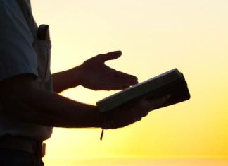 Cảm Thấy Ngại Làm Chứng Về Chúa?