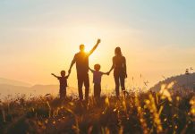 Có Nên Trừng Phạt Con Cái Vì Tội Lỗi Của Cha Mẹ?