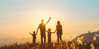 Có Nên Trừng Phạt Con Cái Vì Tội Lỗi Của Cha Mẹ?