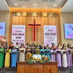 9. Ban hát nhóm 4 tôn vinh Chúa TC 603 _Ngày Cứu Chúa bước đến_