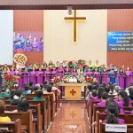 Ban hát 4 gồm các HT Quới Sơn, Ba Tri, Hưng Nhượng, Thạnh Phú, Thạnh Phong ngợi khen Chúa TC.128 ‘Ngày Nay Chúa Đến Thì Sao’