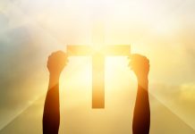 NĂM SUY NGHĨ KHÔNG ĐÚNG VỀ VỊ TRÍ CỦA NGƯỜI NỮ TRONG GIA ĐÌNH