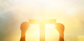 NĂM SUY NGHĨ KHÔNG ĐÚNG VỀ VỊ TRÍ CỦA NGƯỜI NỮ TRONG GIA ĐÌNH