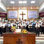 5- Ban hát HT Tân Thạch-Cồn Cát-Quới Sơn-Tam Hiệp-Lộc Thuận-Bình Đại tôn vinh Chúa thánh ca 518 Cha Cao Quý 2