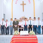 Ban Chấp sự Chi Hội hoan nghinh Mục sư tân Quản Nhiệm