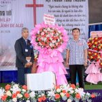 Chính quyền chúc mừng (1)