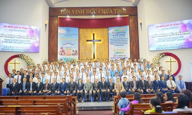 TP. Cần Thơ: Hội đồng Chấp sự – Nhân sự