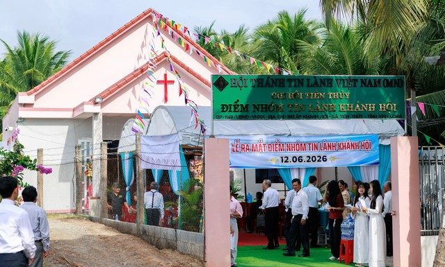 Vĩnh Long: Lễ Cảm tạ Chúa và Công bố Thành lập Điểm Nhóm Tin Lành Khánh Hội