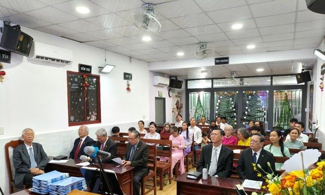 TP. HCM: Điểm Nhóm Tin Lành Côn Đảo – Bế giảng Thánh Kinh Căn Bản Khóa I Năm I