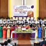 6. Ban hát các Hội Thánh- Vĩnh Long, Tân Hạnh, Hoà Ninh, Đồng Phú tôn vinh Chúa
