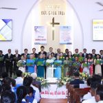 Các ban hát tôn vinh Chúa 1
