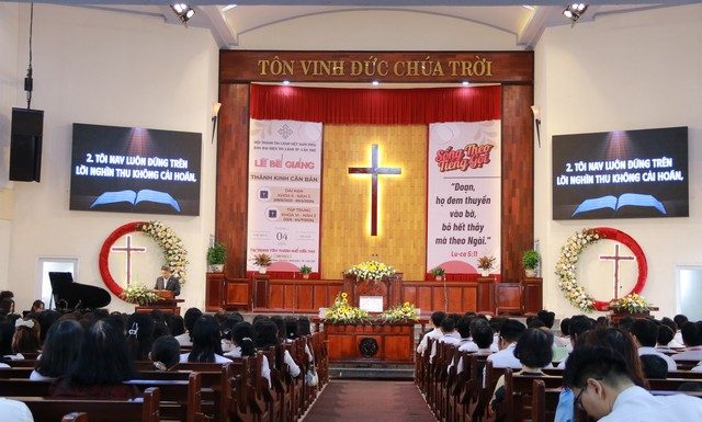 TP. Cần Thơ: Bế giảng Thánh Kinh Căn Bản năm 2026 tại Khu vực 1