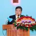 Mục sư Phạm văn Phúc giảng lời Chúa
