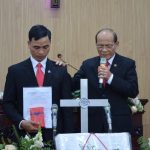04.Ms Trần Đình trao giáo vụ lênh, ấn tín và cầu nguyện